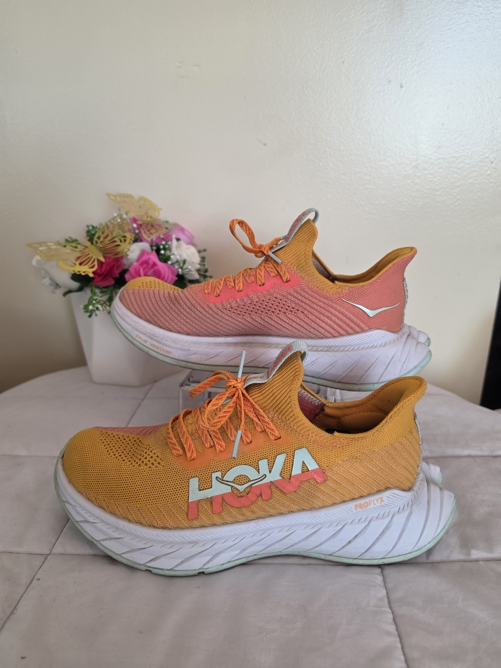 Hoka Carbon X 3 Women's Radiant Yellow/Camellia Size 8B